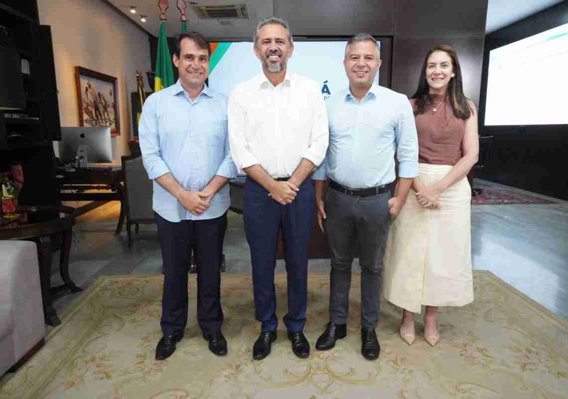 Mombaça conquista investimentos significativos em infraestrutura, educação e esporte